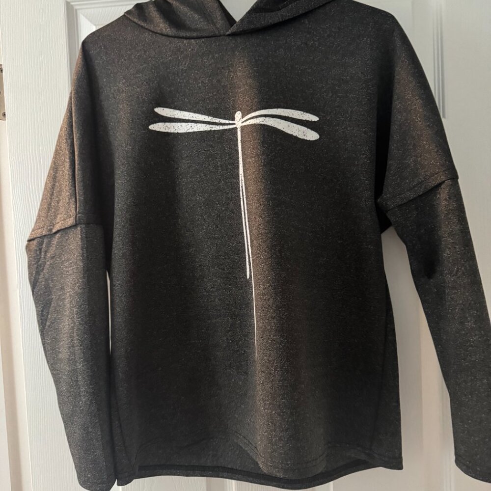 Firefly Hoodie – Cozy & Stylish